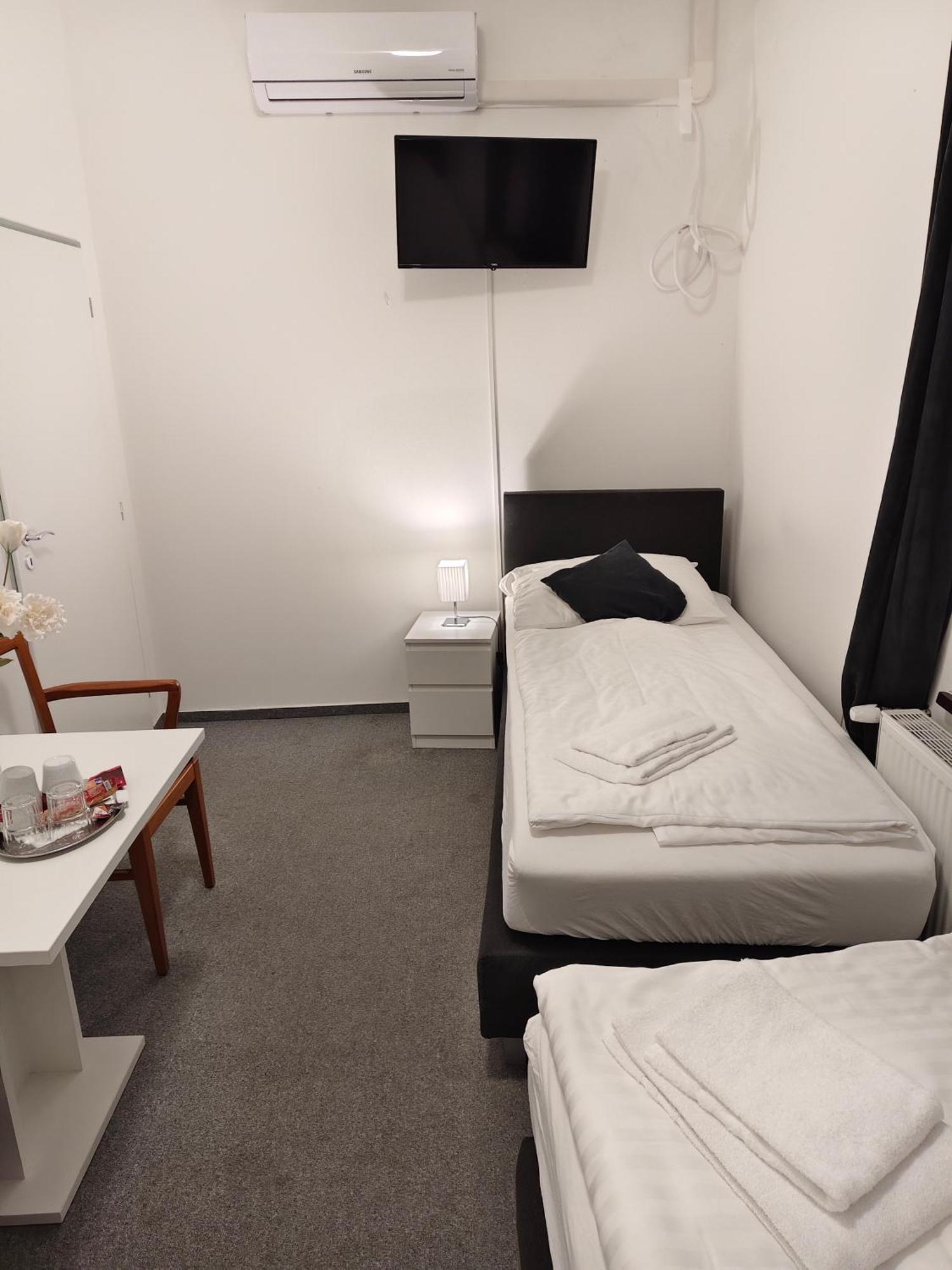 Hotel Bily Konicek Trebon Luaran gambar