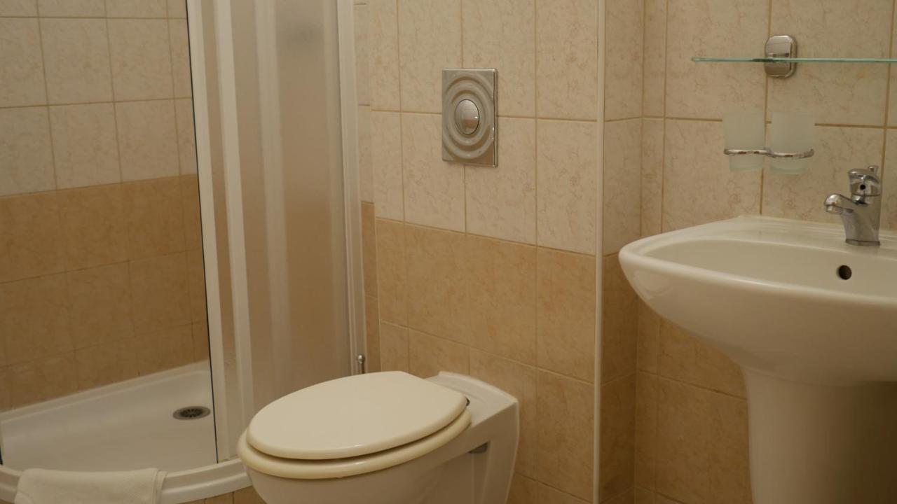 Hotel Bily Konicek Trebon Luaran gambar