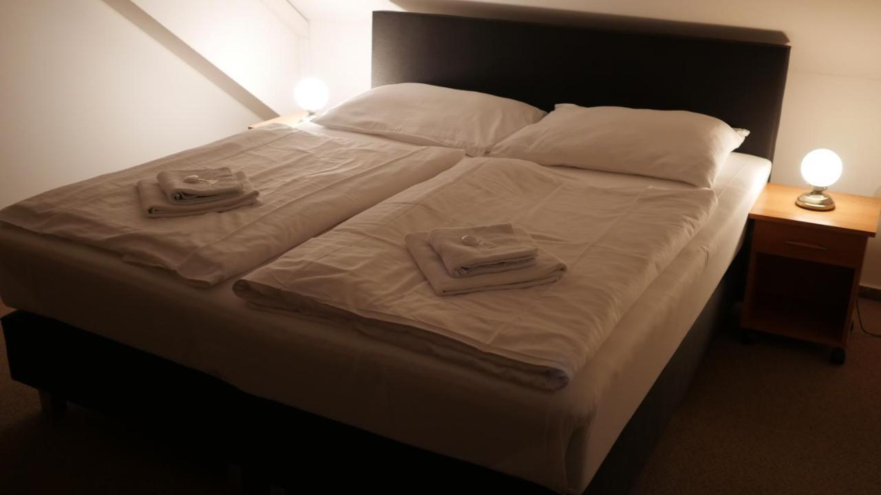 Hotel Bily Konicek Trebon Luaran gambar
