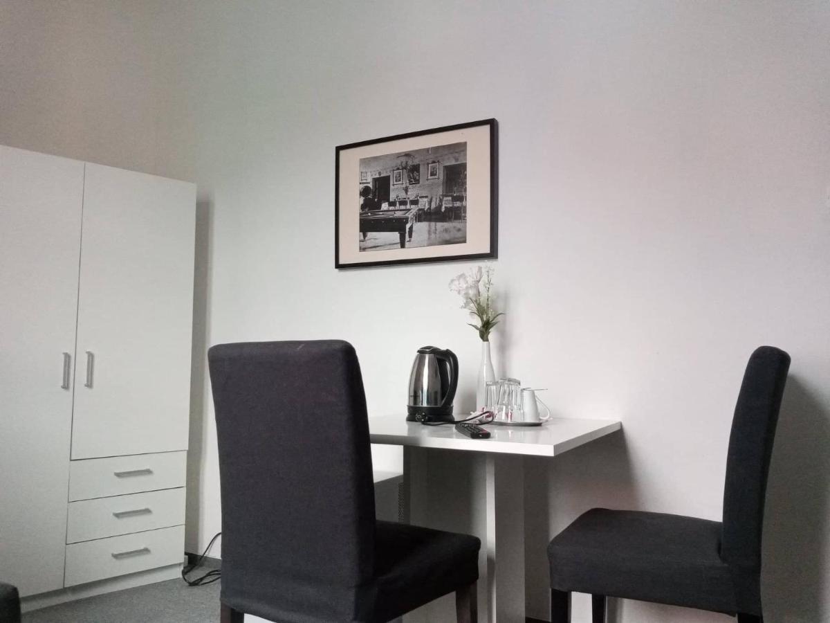 Hotel Bily Konicek Trebon Luaran gambar